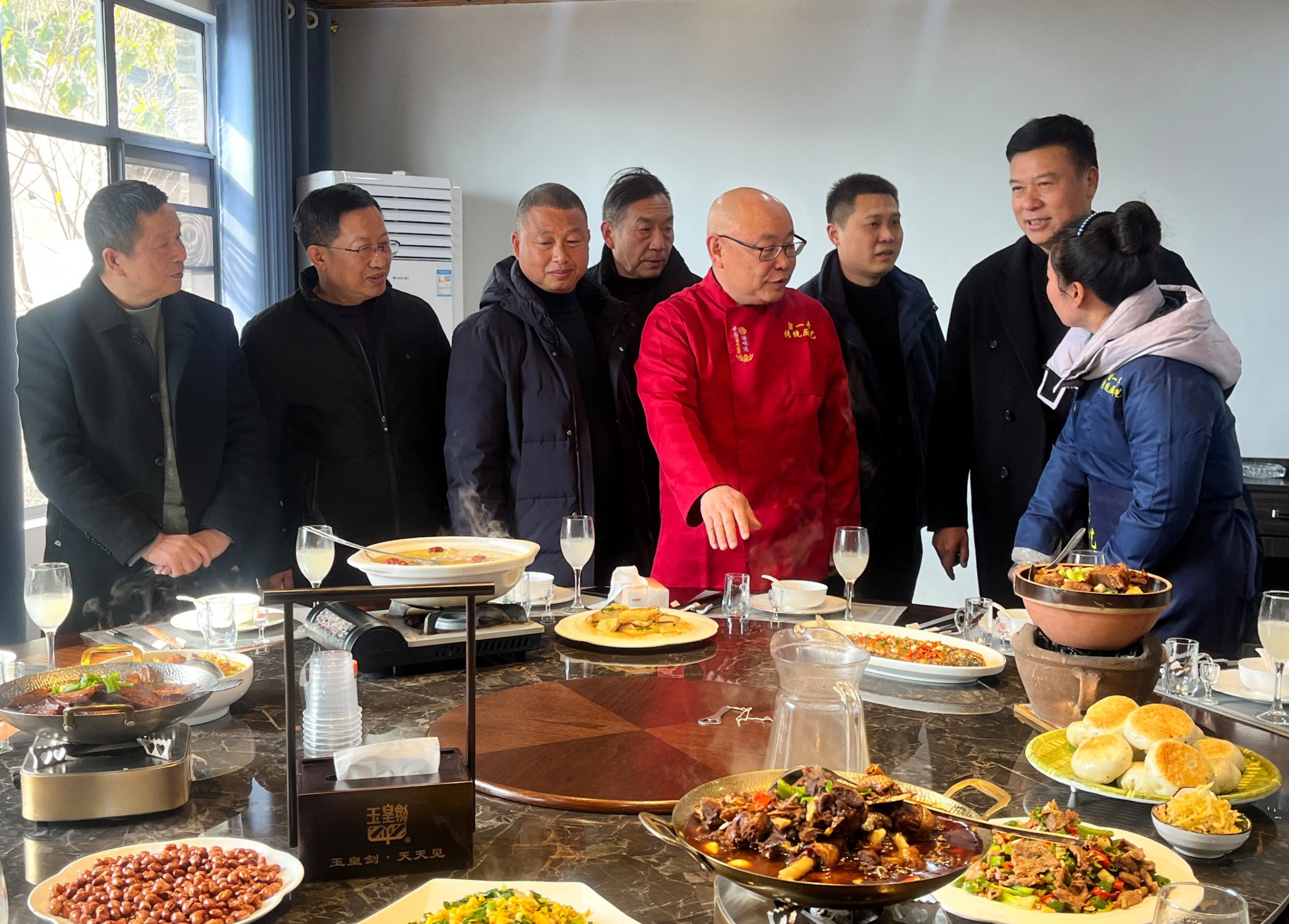 谷城留一手教做团年菜