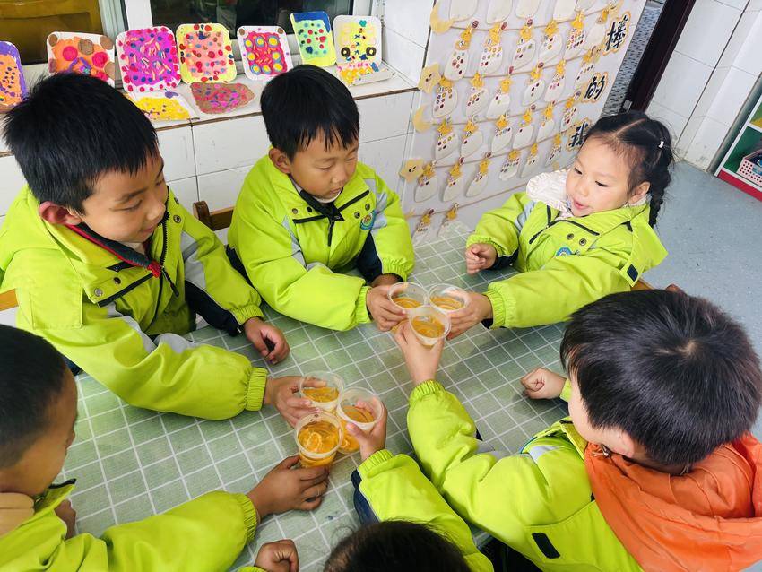 “橘子趣味双体验”:旋转取橘实验+暖心煮水,快乐翻倍!